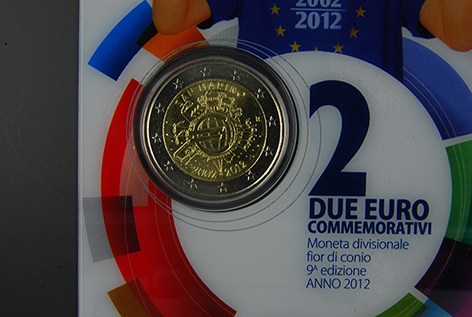 SAN MARINO 2012 -  10 anni di banconote e monete in euro Tiratura 125.000.JPG