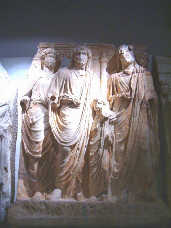 Ephesos-Museum_-_Adoption.jpg