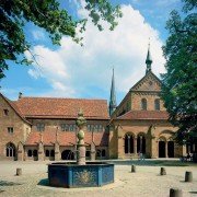 Kloster-Maulbronn-aussen-front-large.jpg