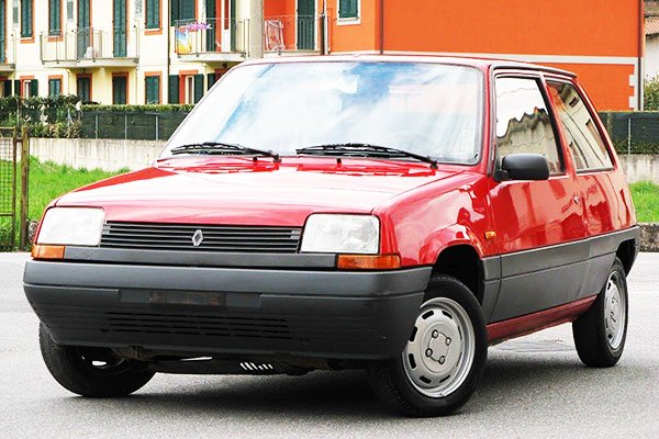 Risultati immagini per renault 5  anni 80