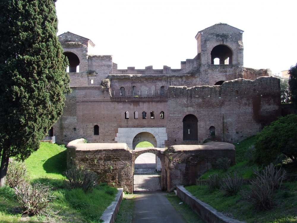 Porta Asinaria interno.jpg