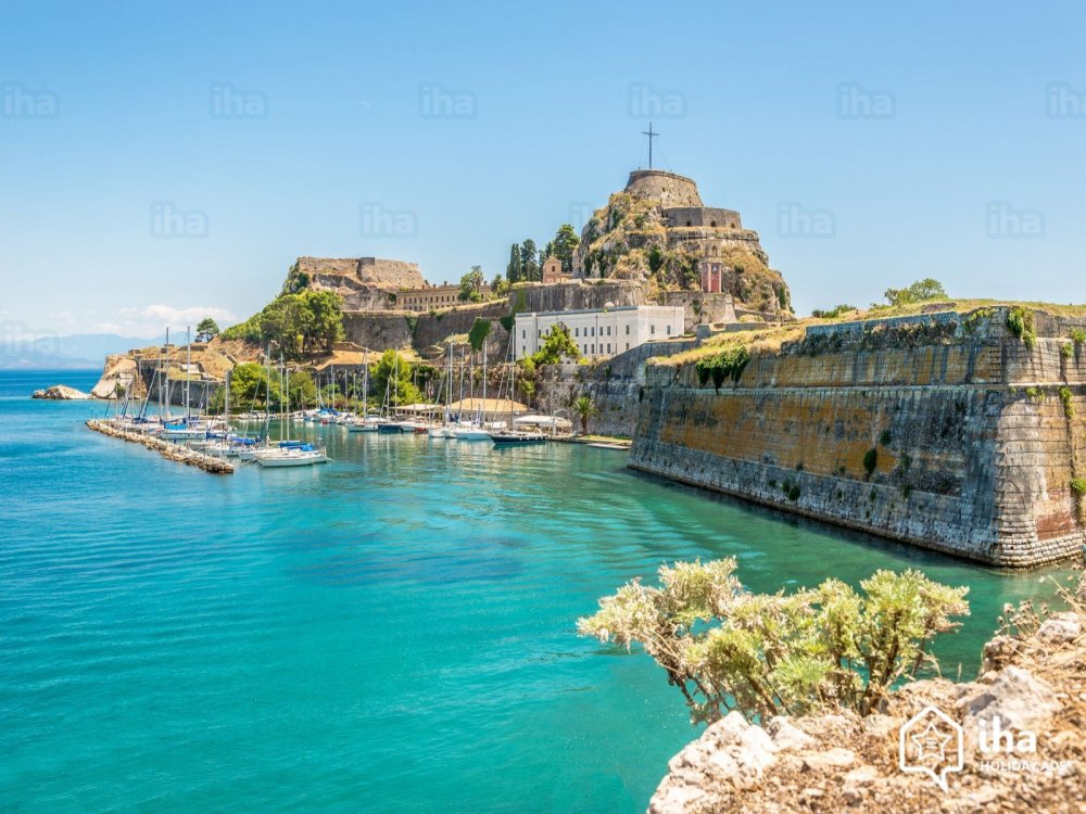 Corfu-La-fortezza-vecchia.jpeg