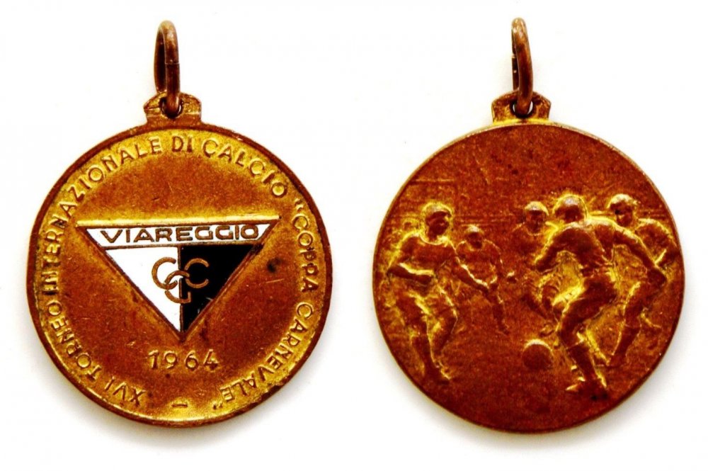 Medaglia Viareggio calcio 1964 ok.JPG