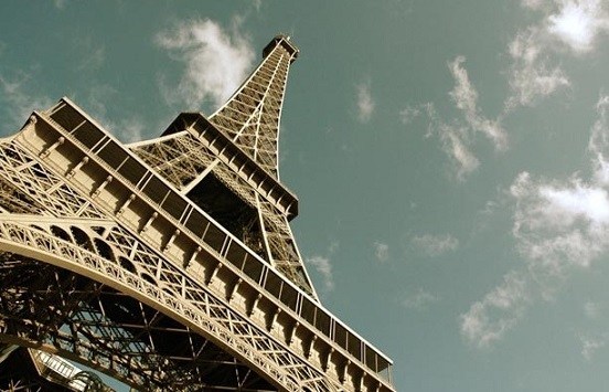 5a68f65bdb09d_fototoureiffel.jpg.504eac9387a107d71c2e9c9758cd3f3f.jpg