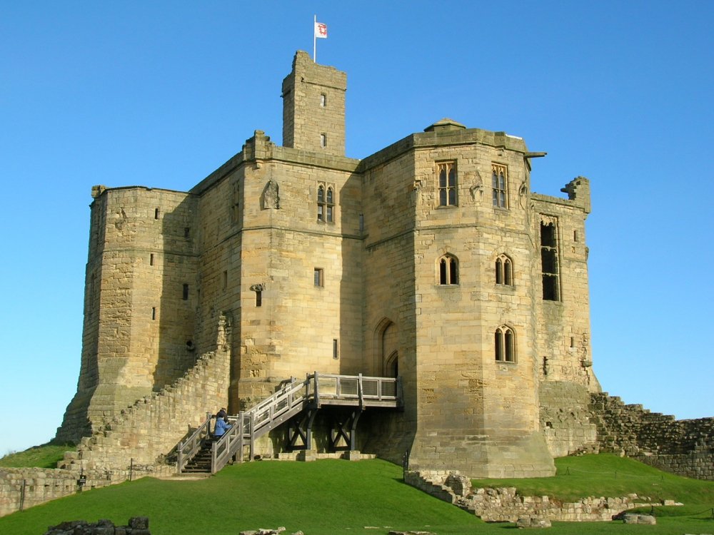 Warkworth_Castle_2.thumb.jpg.35c24c6dba3046f5503e83282fa33c0f.jpg