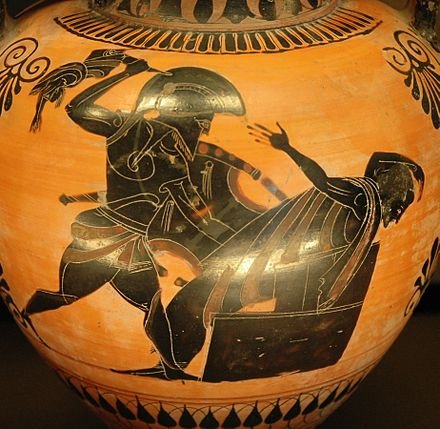 Priamo è ucciso da Neottolemo, figlio di Achille, che lo percuote col cadavere di Astianatte, dettaglio di un'anfora attica a figure nere, ca. 520 a.C.–510 a.C., Louvre..jpg