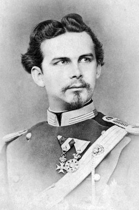 Ludwig_II_of_Bavaria.jpg.cf4284779aa502c64ba3c3003b3709c7.jpg