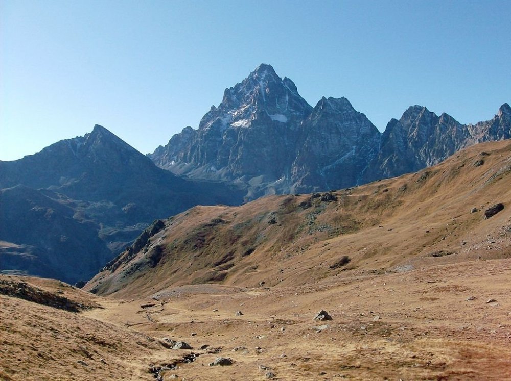 Monviso.thumb.jpg.c0158ae69caea803b3ee1e7a04ccc08b.jpg