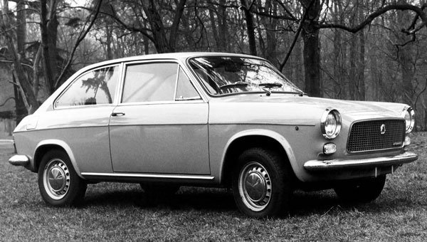 autobianchi_primula_coupe.jpg.cec9f0455da82116faf1cab6a5054763.jpg