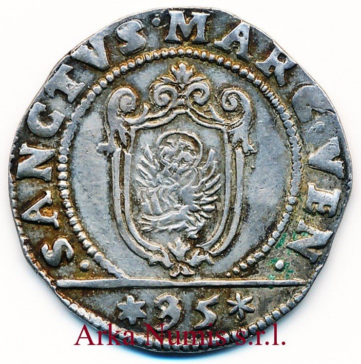 177939562_Arka47R.jpg.914ddbf66d27640609b47afae0dd555b.jpg