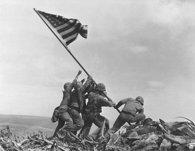 Flag on Iwo Jima.jpg