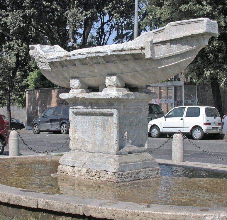 piazza dell navicella.jpg