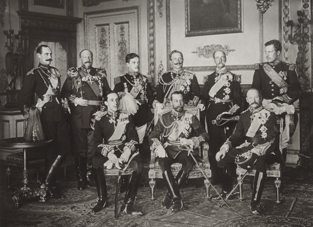 The_Nine_Sovereigns_at_Windsor_for_the_funeral_of_King_Edward_VII.thumb.jpg.2b1bc276cb5bbc4b98dba69633d8af2f.jpg
