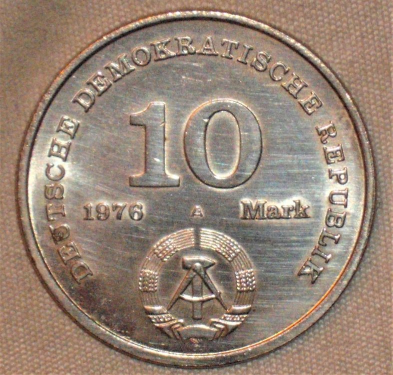 10 mark 1976 d.JPG