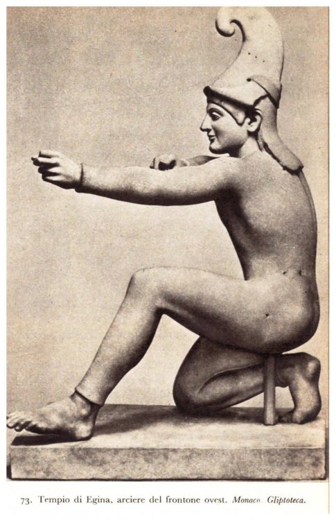 102 tempio Aphaia frontone ovest dettaglio.jpg