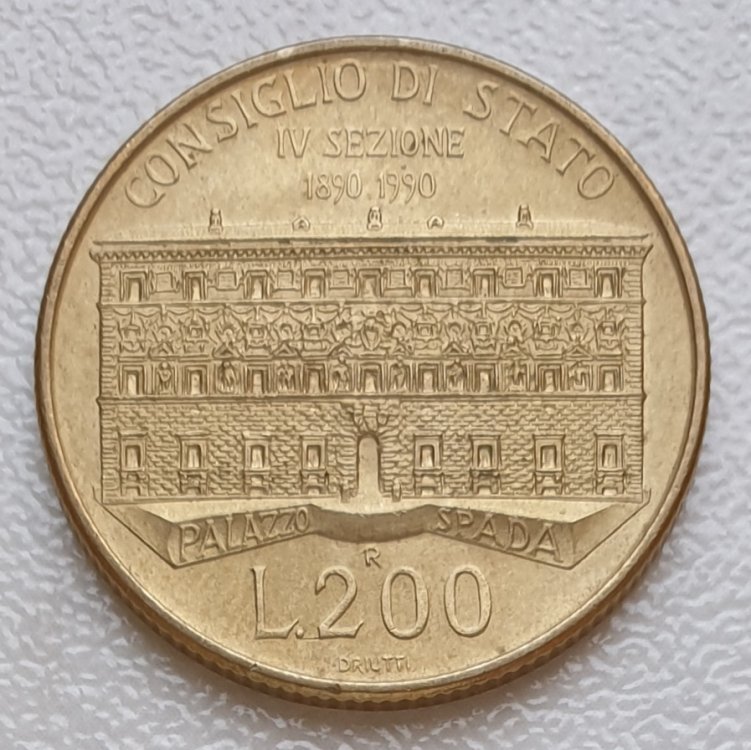 554446731_RepubblicaItaliana(1).thumb.jpg.e4bb25d3980aa9c4cc9309da686c8c0e.jpg