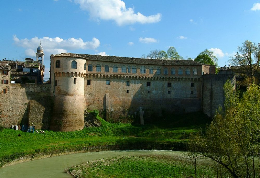 Palazzo_Ducale_d'Urbania.jpg