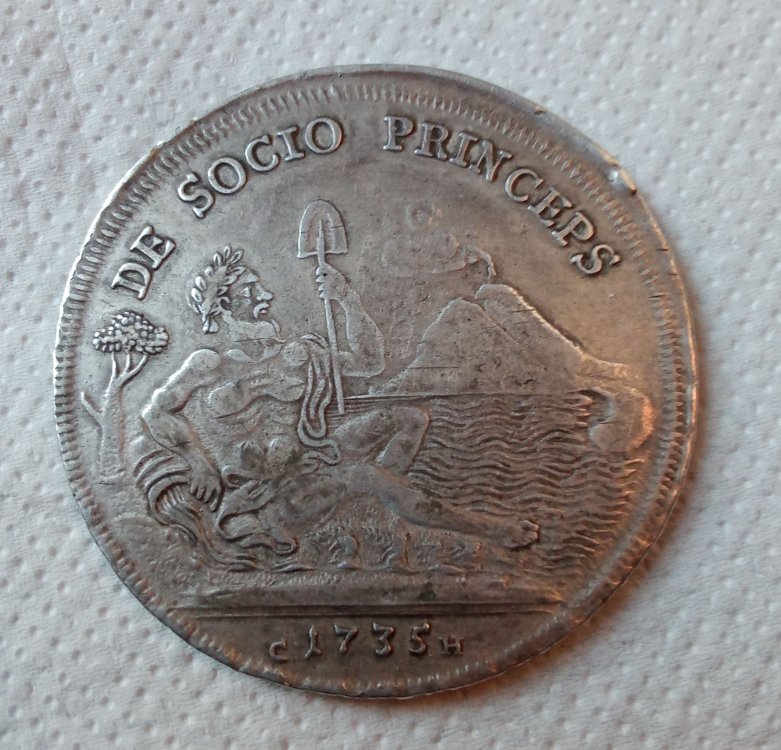 sebeto r-min (1).jpg