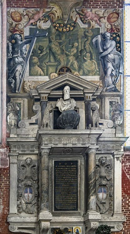 Interior_of_Santi_Giovanni_e_Paolo_(Venice)_-_Monument_to_Marcantonio_Bragadin.jpg