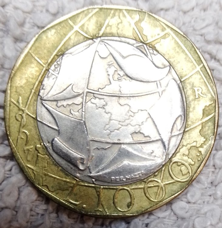 1000 lire Turrita confini sbagliati.jpg