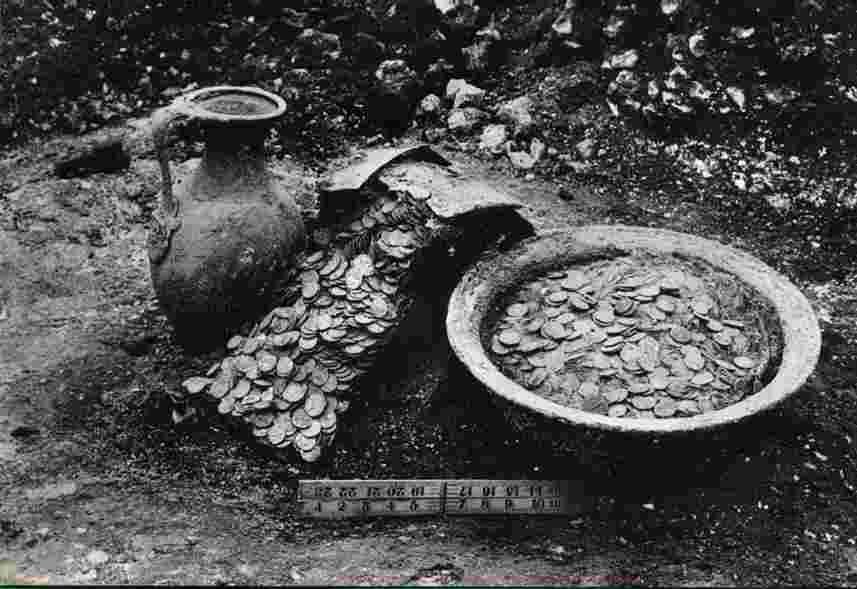 dorchester hoard.jpg
