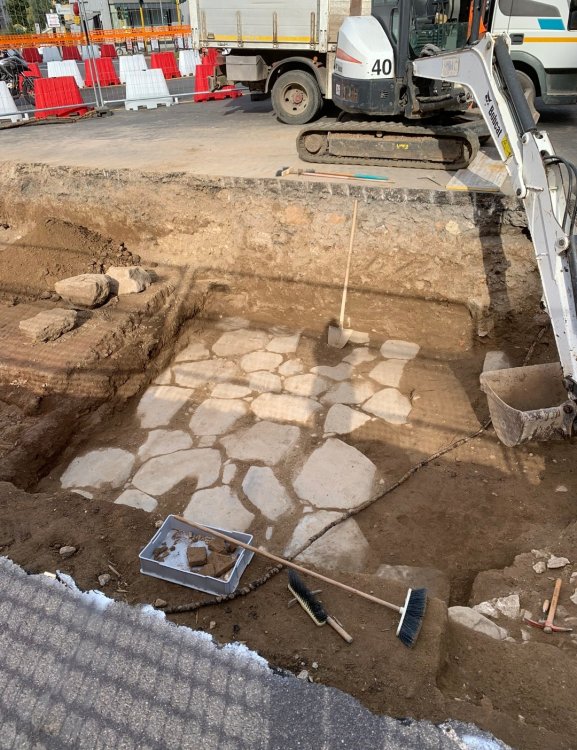 ritrovamento-archeologico-piazza-pitagora.jpg