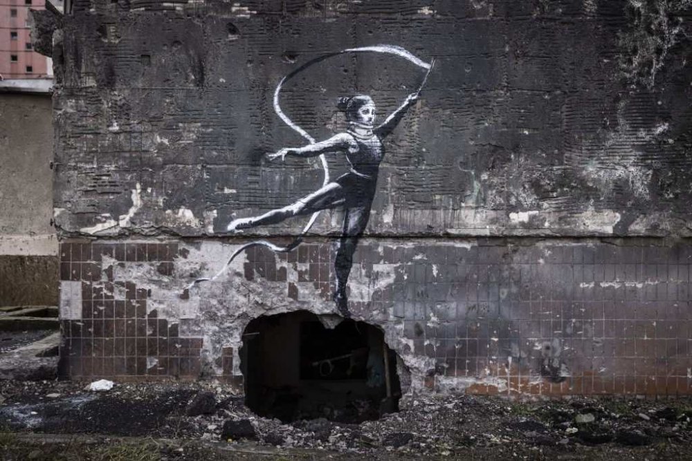 banksy-ucraina-ballerina_compress69.thumb.jpg.04bfd6d60bf0fb0435c8956f01674b23.jpg