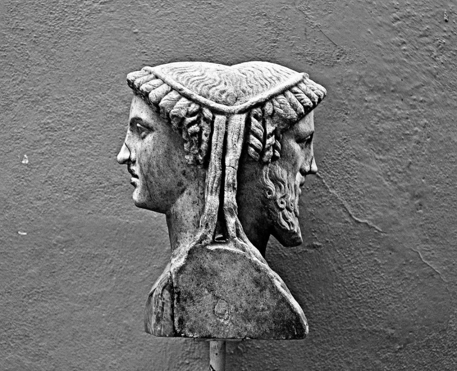 giano-bifronte.jpg