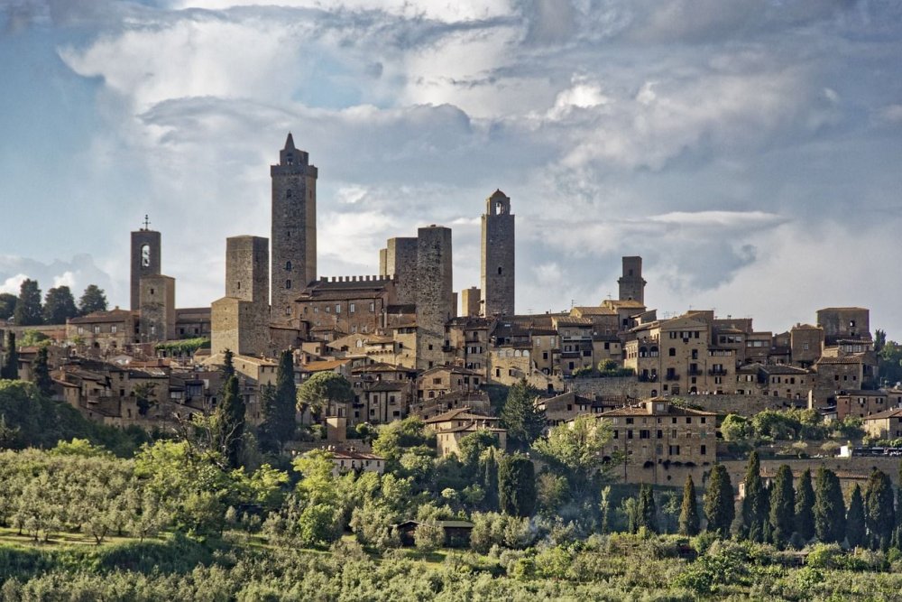 193853518_sangimignano.thumb.jpg.54f4585eb435ef38c63608c96623befa.jpg