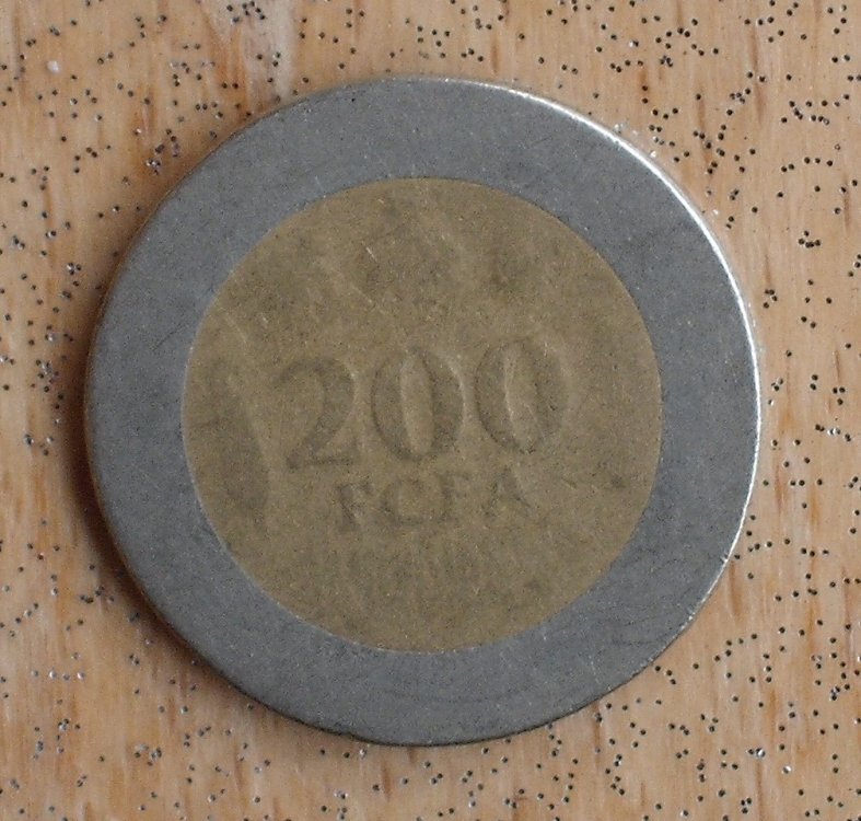 200 FCFA r.jpg