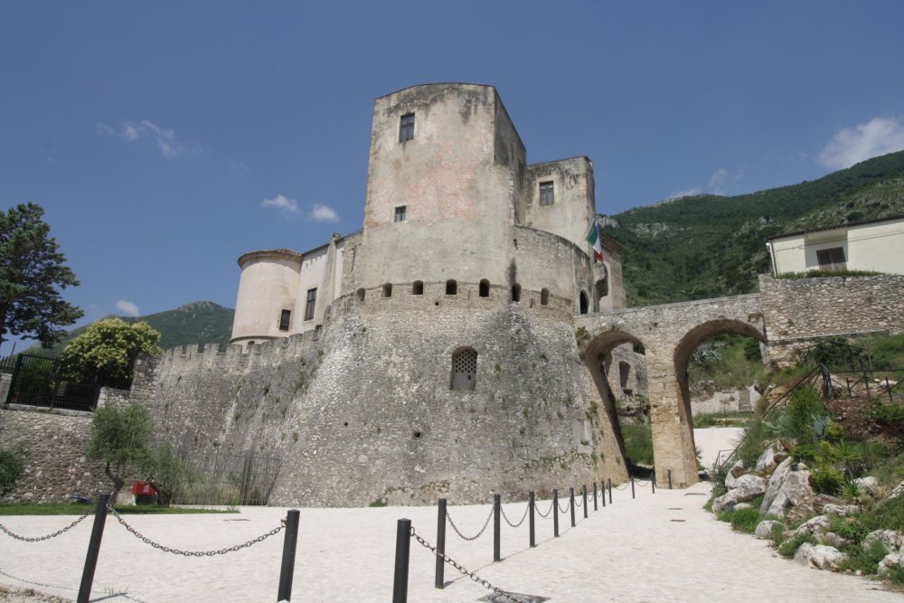 1681682133_CastellodiVenafro(3).thumb.jpg.2d862d14323c1381e9da1e4eac008d8a.jpg