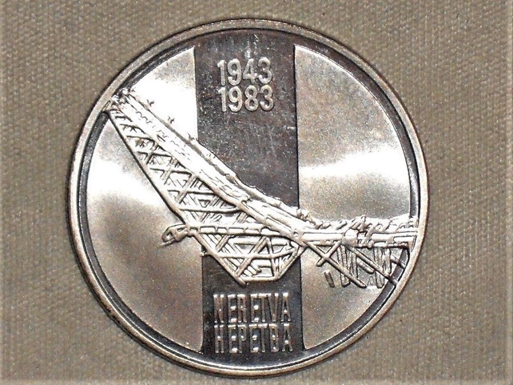 10 dinara 1983 Neretva r.jpg