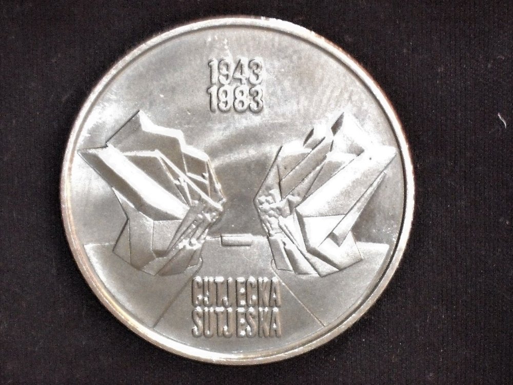 10 dinara 1983 Sutjeska r.jpg