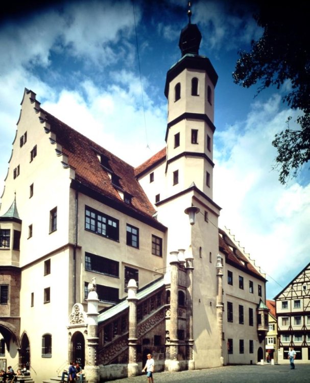 noerdlinger-rathaus.jpg