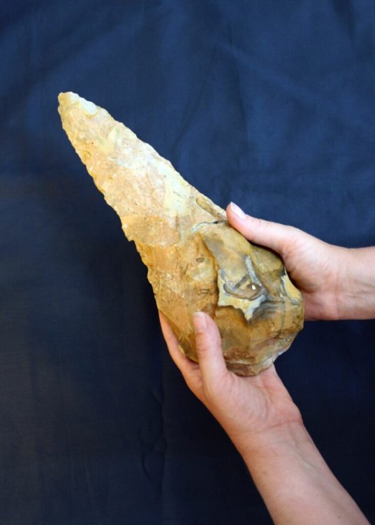 handaxe_held-732x1024.jpg