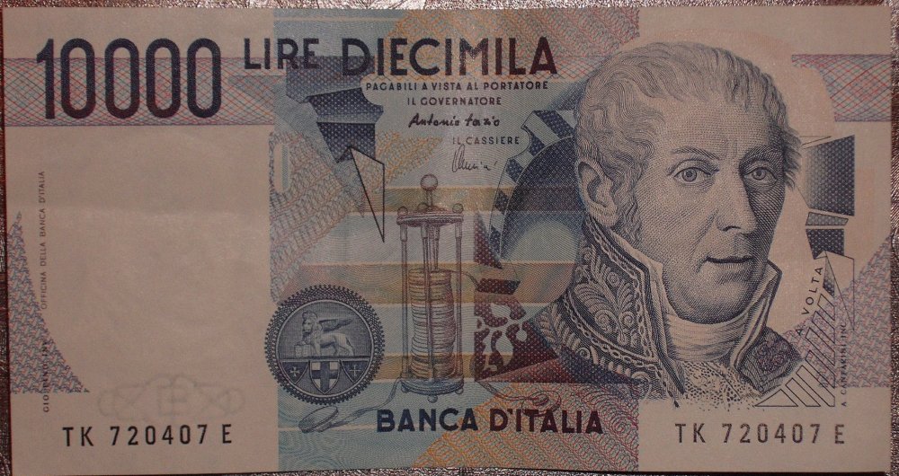 10 000 Volta  serie TK.JPG