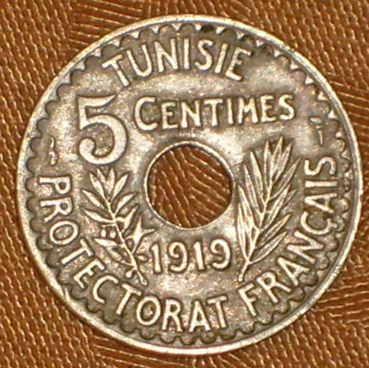 Tunisia 5 centimes 1919 d.jpg