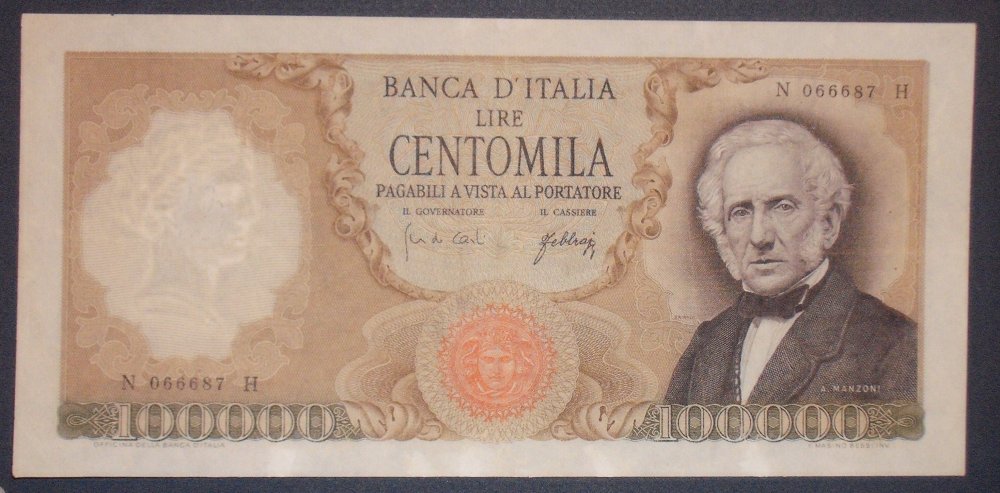 100 000 Manzoni 1967 d.JPG