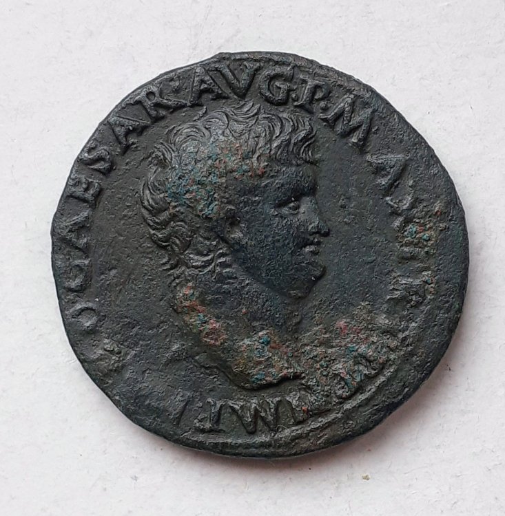 Nerone asse ++~3.jpg