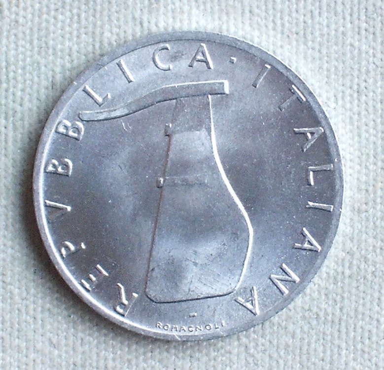5 Lire 1967 d.JPG