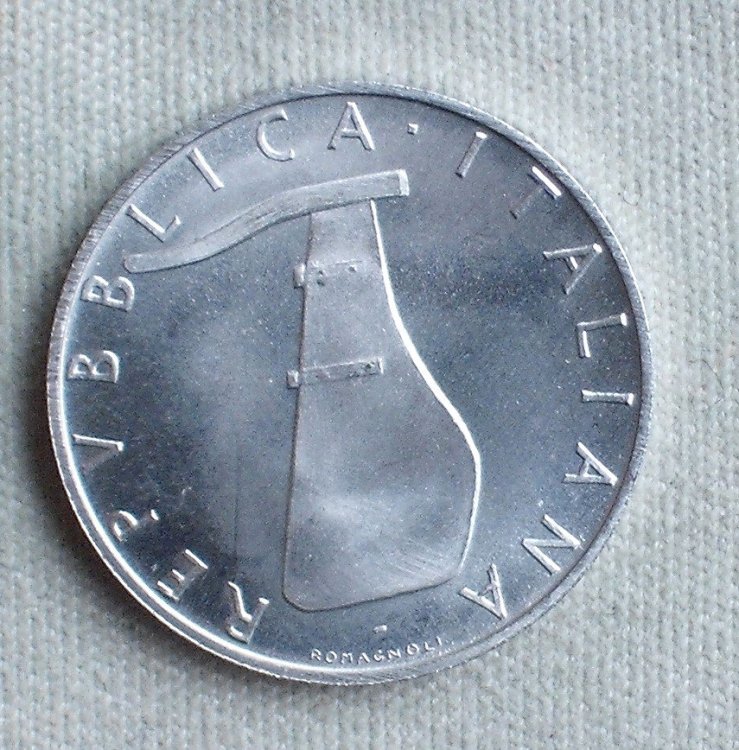 5 Lire 1968 d.JPG