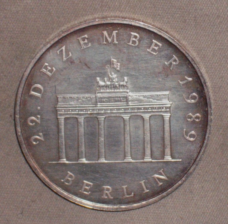 20 mark 1990 r.JPG