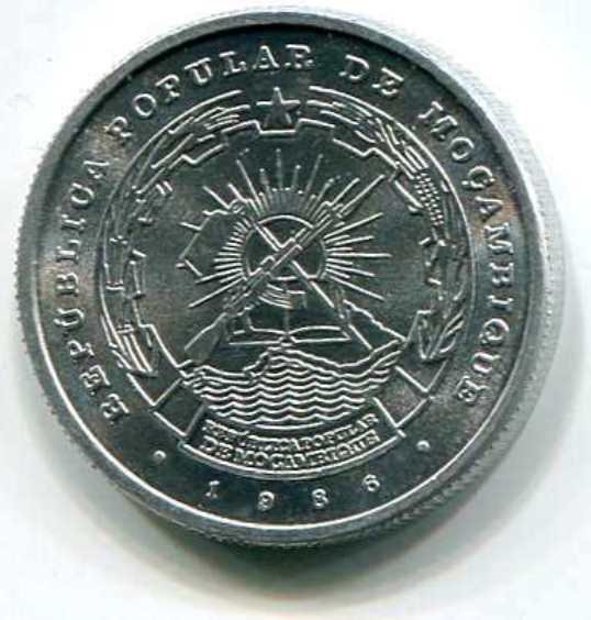 mozambico2-5m1986a.jpg.1e4cdc8a7a0a13ff6551b2cad155081e.jpg