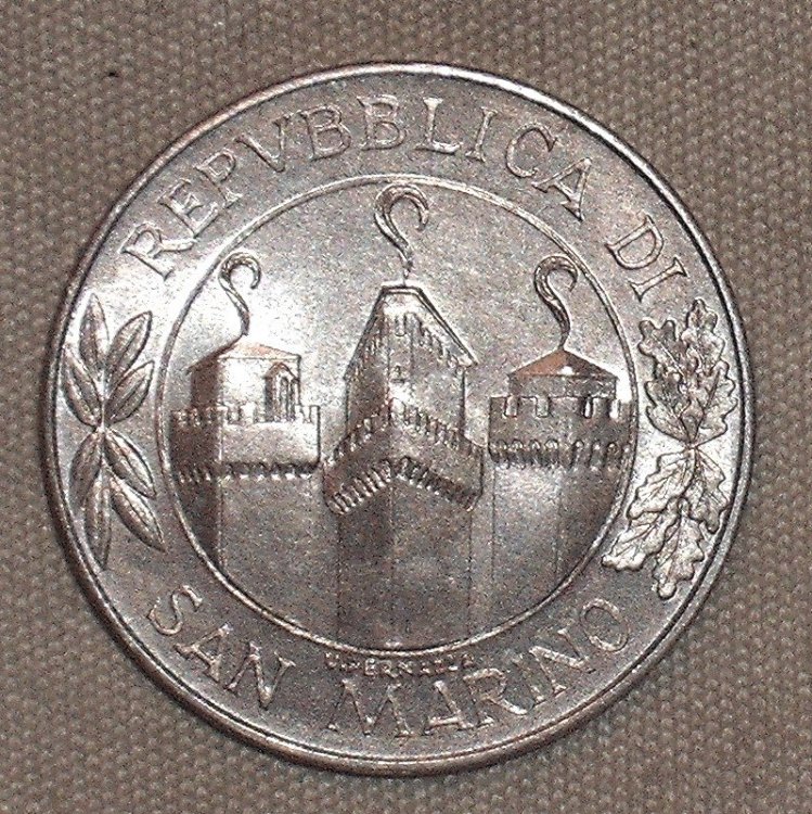 10 Lire 2001 d.JPG