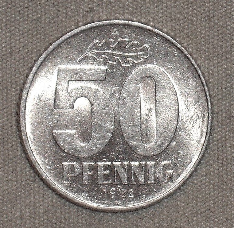 50 pfennig 1982 r.JPG