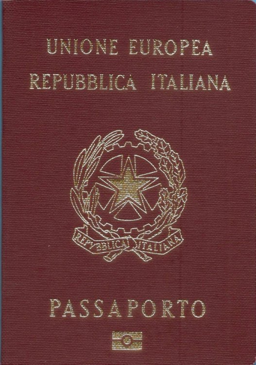 2.passaportomio2007.thumb.jpg.d54521eccbf1e1897cef68e284412105.jpg