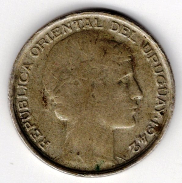 uruguay19421.jpg.db2f3b2186e33b7dd606f1460f961fb9.jpg