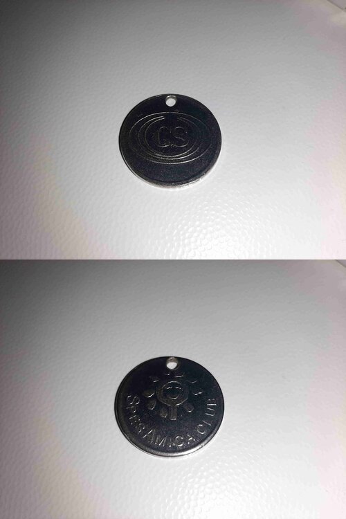 Gettone GS con buco.jpg