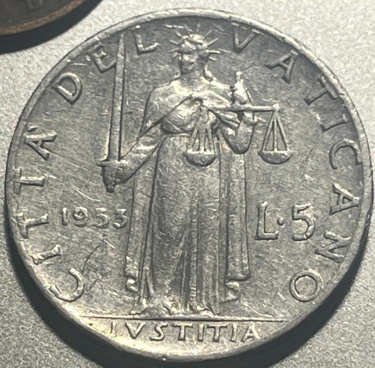 itta' del vaticano 5L rovescio 1933.jpg