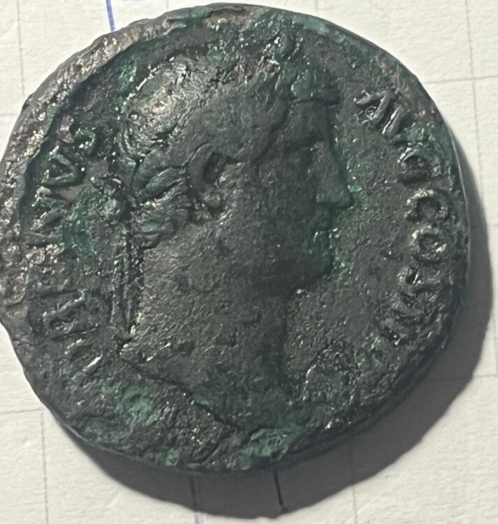 sesterzio adriano dritto.jpg